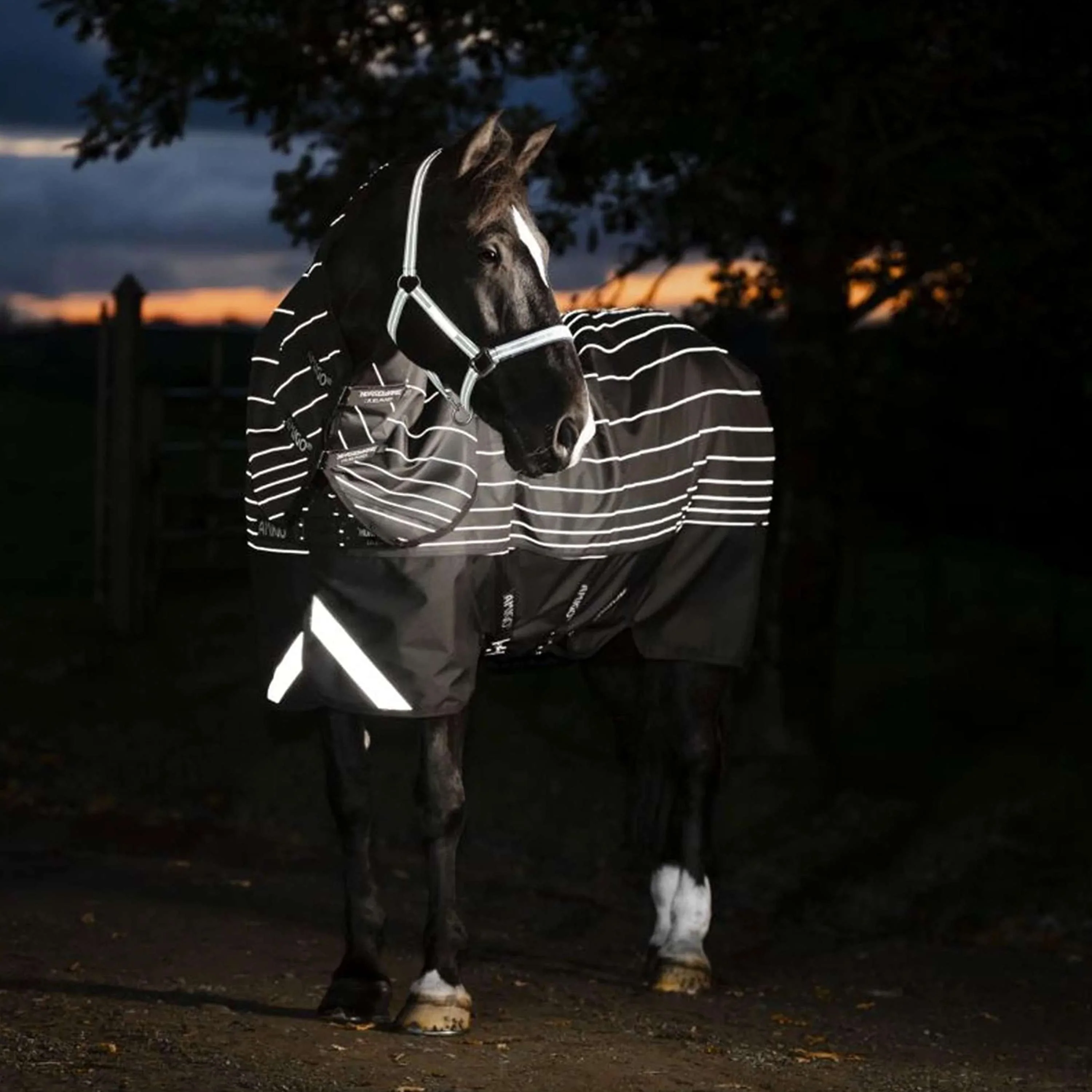 Amigo Turnout Rug FieldSafe Reflectech Plus 1200D 250g Black/Reflective/Black - Image 2
