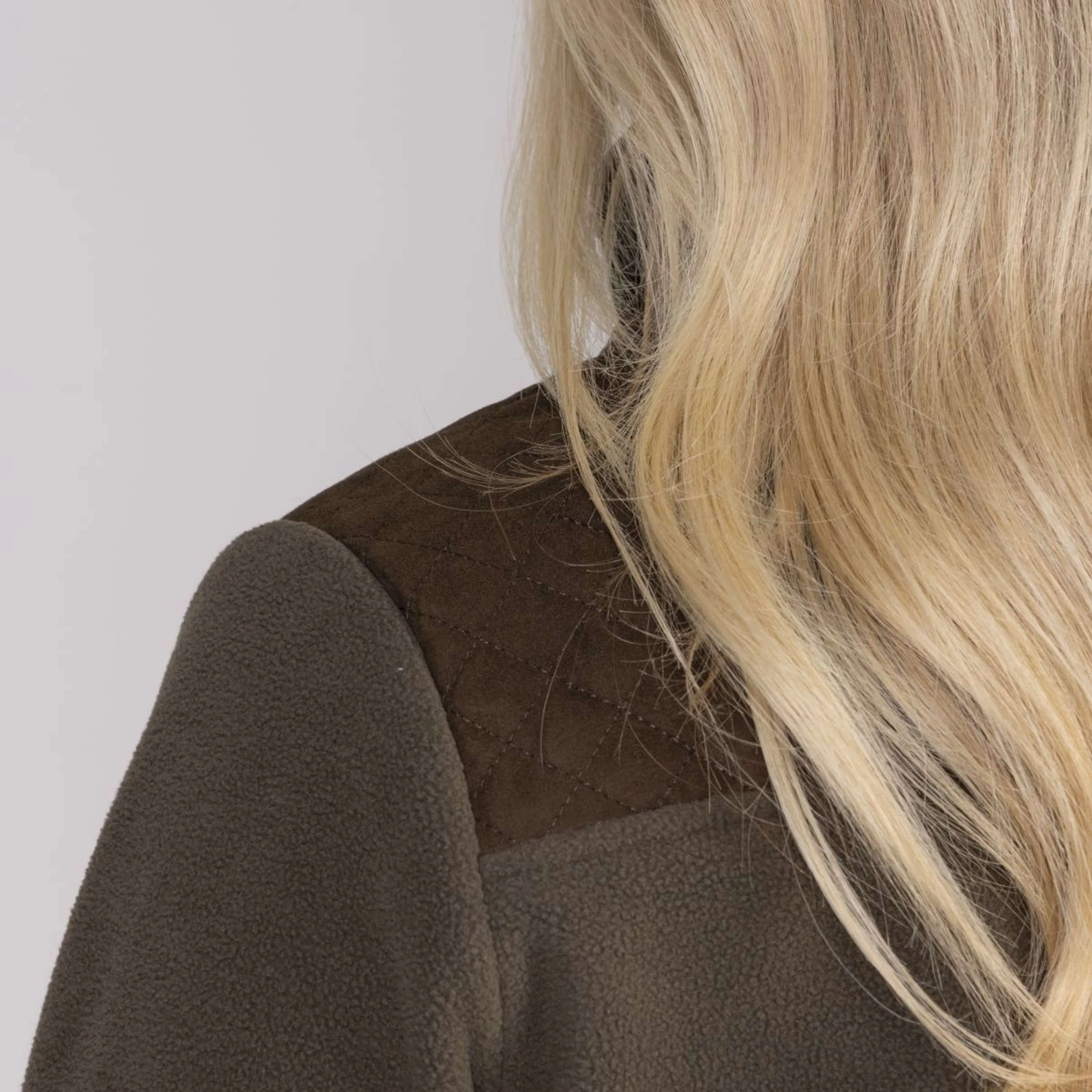 Aubrion by Shires Felpa con cappuccio e zip Heritage Fleece Oliva scura - Image 47