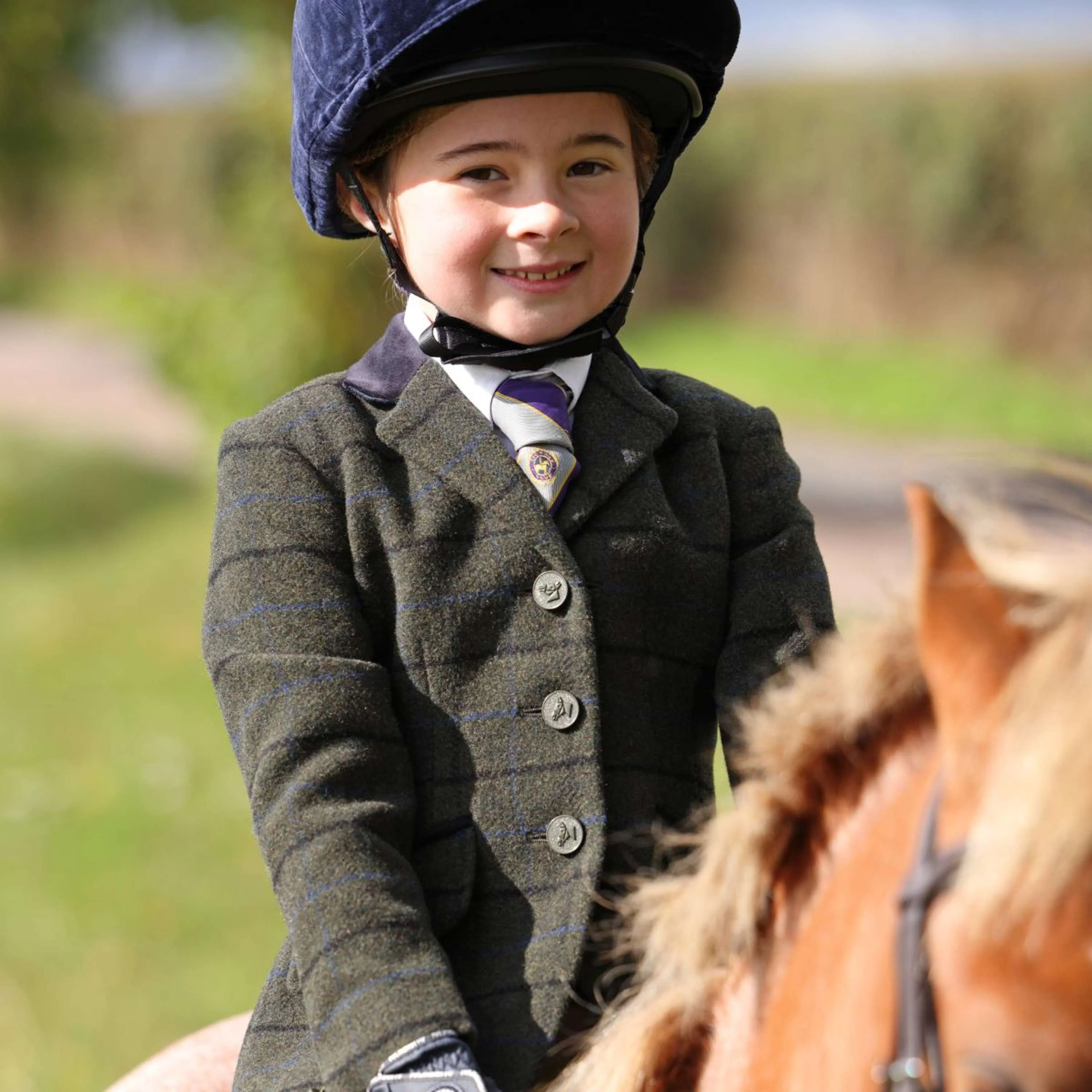 Aubrion by Shires Giacca da Competizione Saratoga Bambini Verde Scuro Check - Image 11