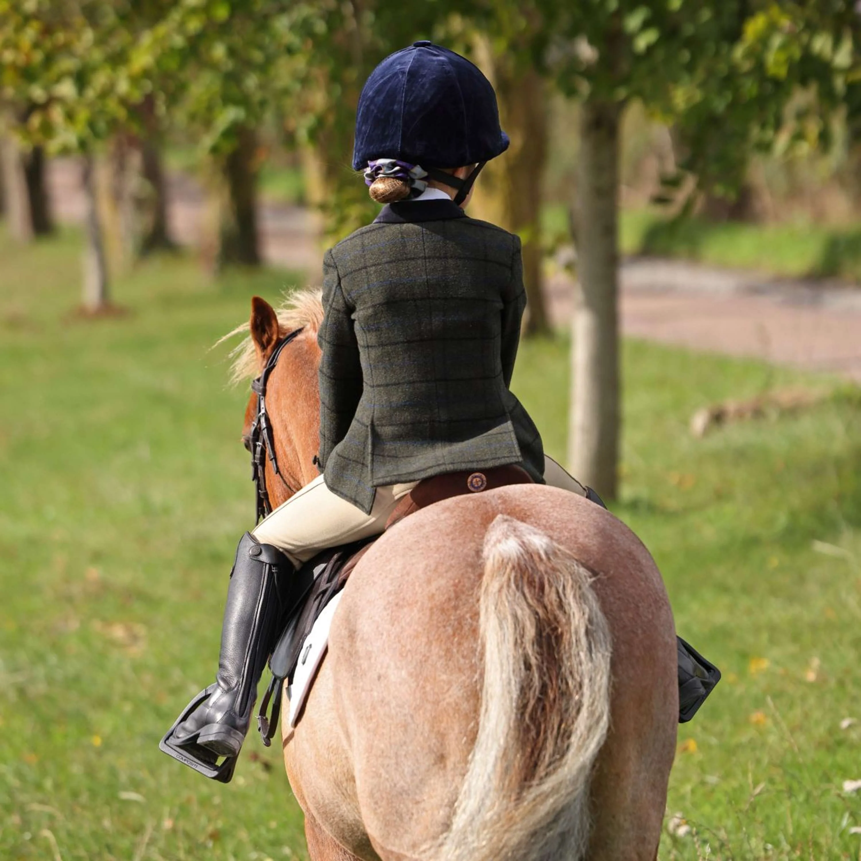Aubrion by Shires Giacca da Competizione Saratoga Bambini Verde Scuro Check - Image 4