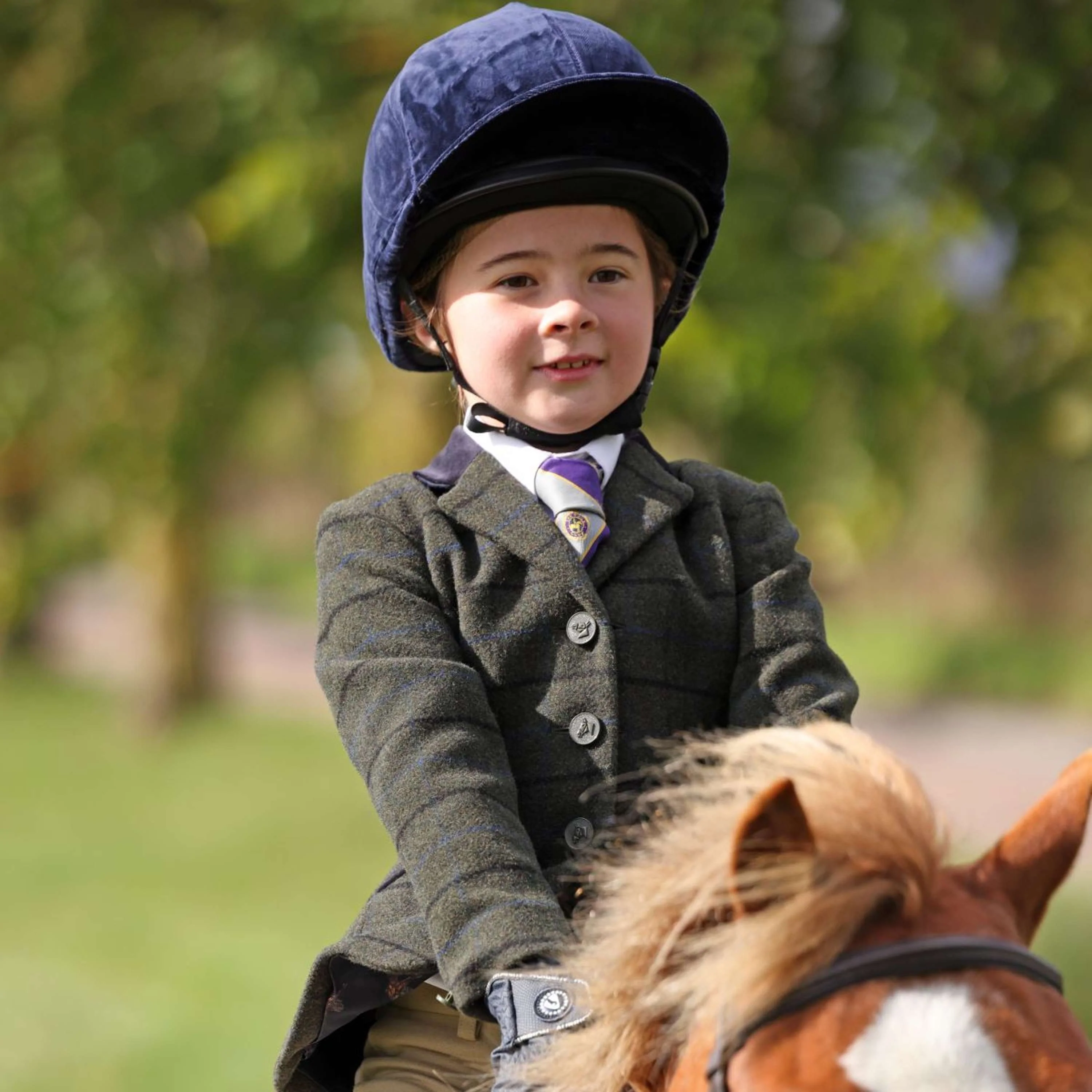 Aubrion by Shires Giacca da Competizione Saratoga Bambini Verde Scuro Check - Image 5