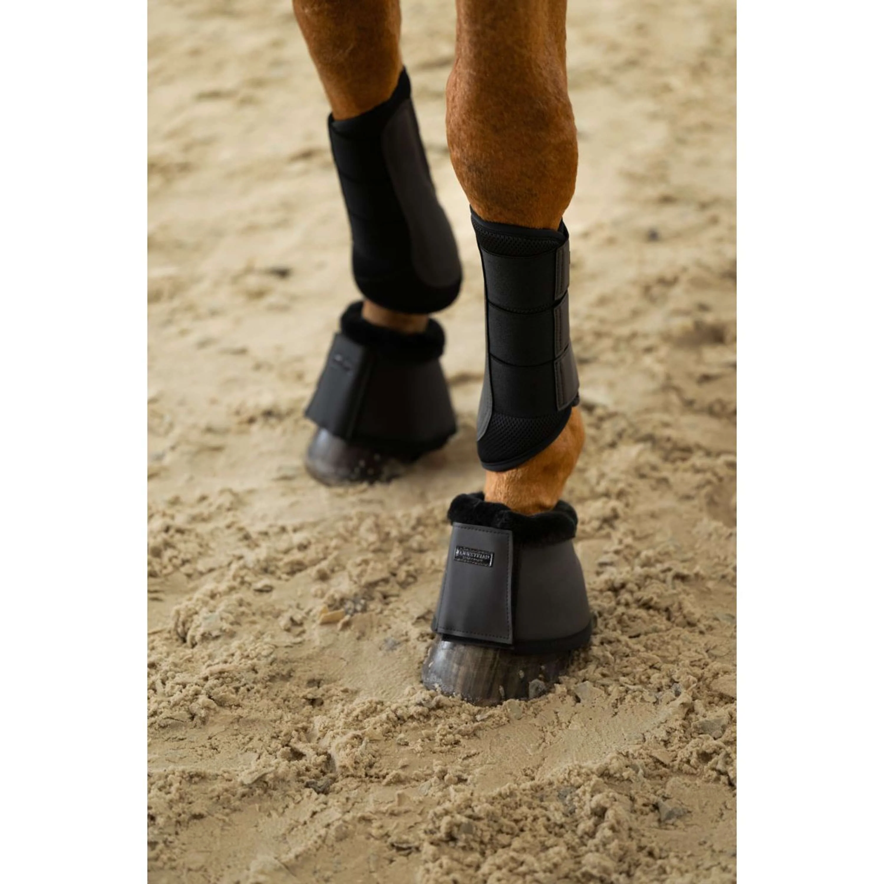 Equestrian Stockholm Stivaletti a Campana All Black - Image 4