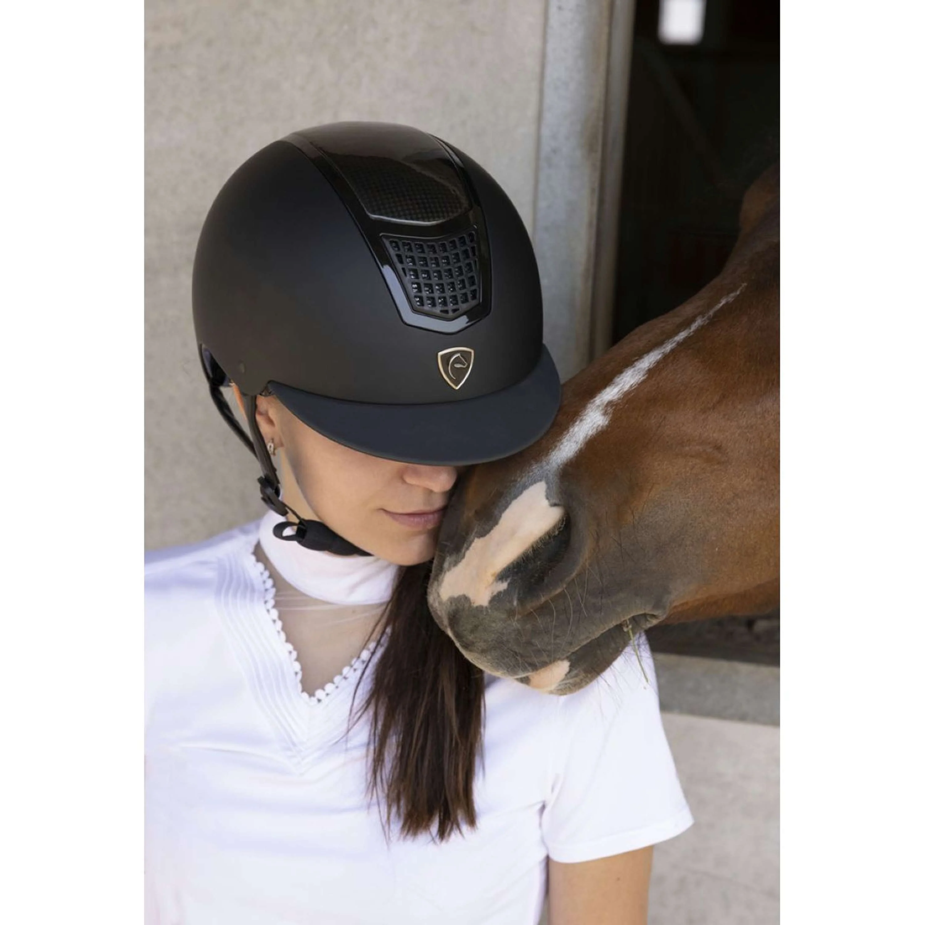 EQUITHÈME Casco da equitazione Airy Nero/Carbonio