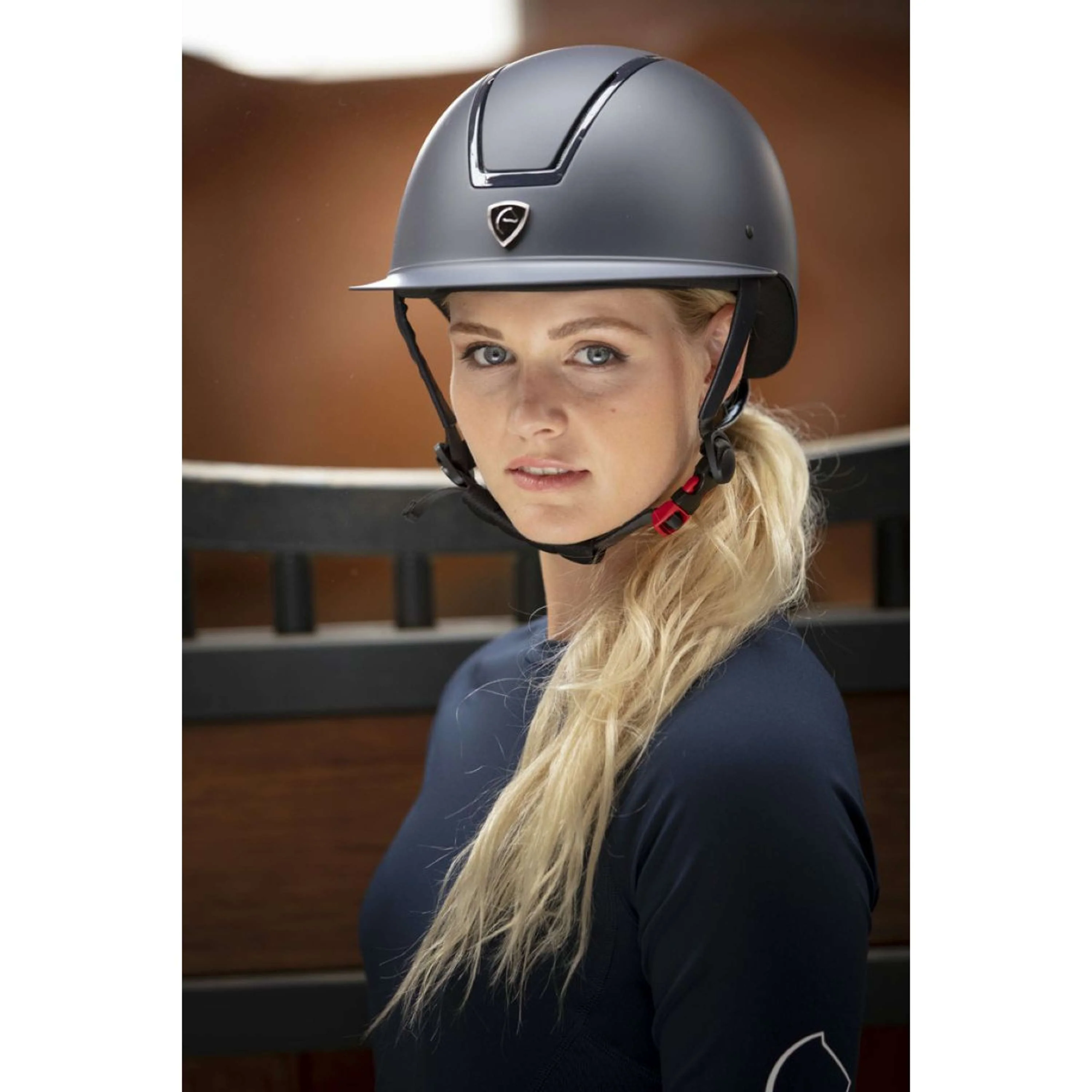 EQUITHÈME Casco da equitazione Glint Mat Blu/Blu - Image 2