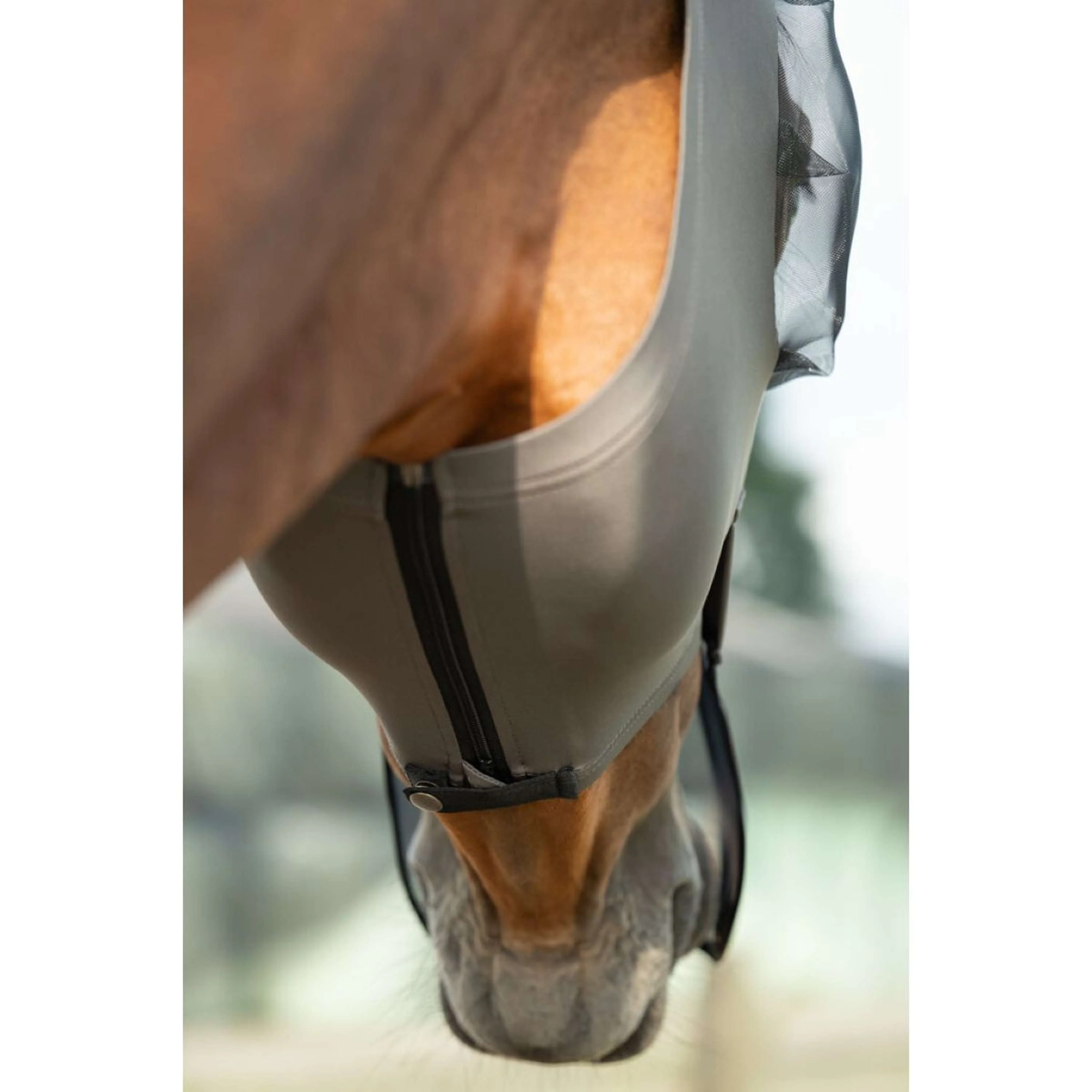 HKM Maschera per Mosche Elastic Con Rete per Naso Grigio fango - Image 4
