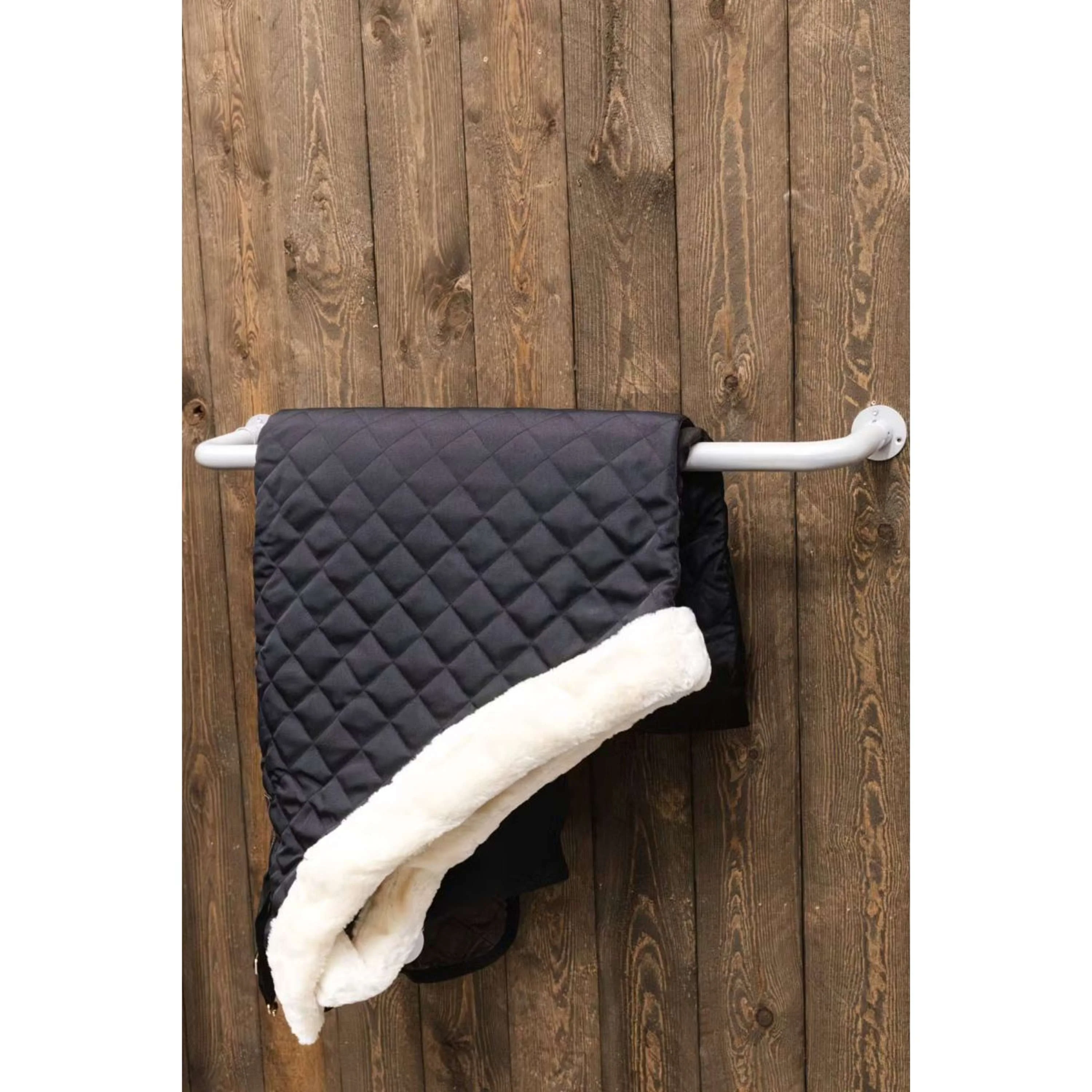 Kentucky Horsewear Supporto per Coperte Pieghevole Argento - Image 4