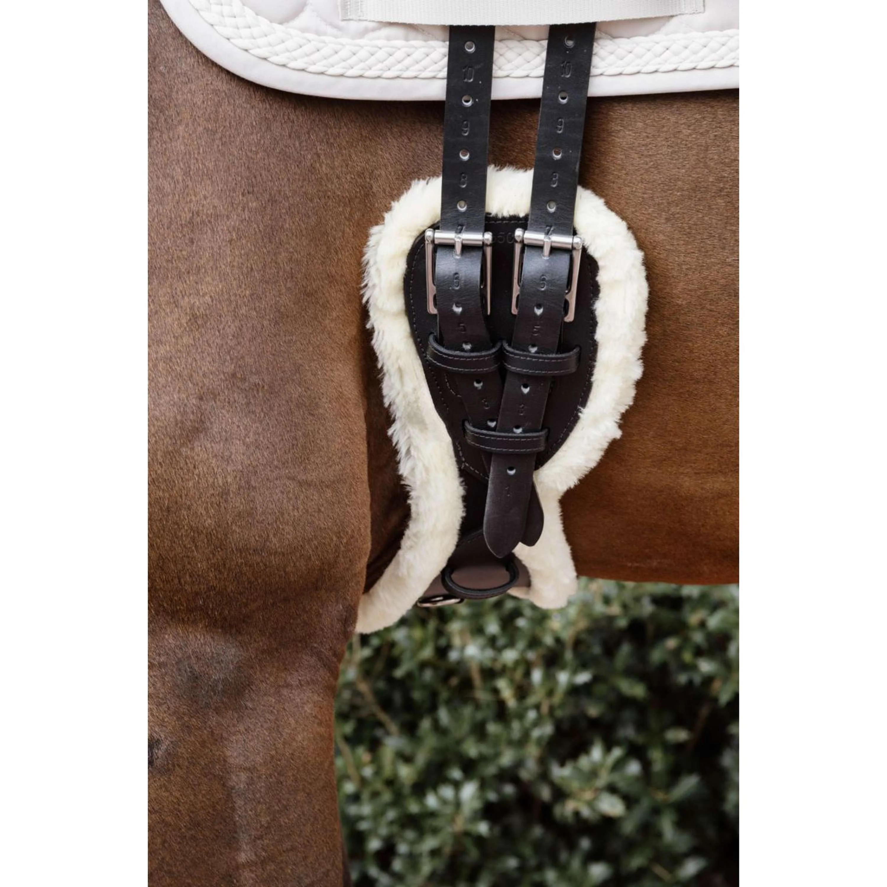 Kentucky Horsewear Sottopancia da dressage Anatomic Sheepskin Nero - Image 2
