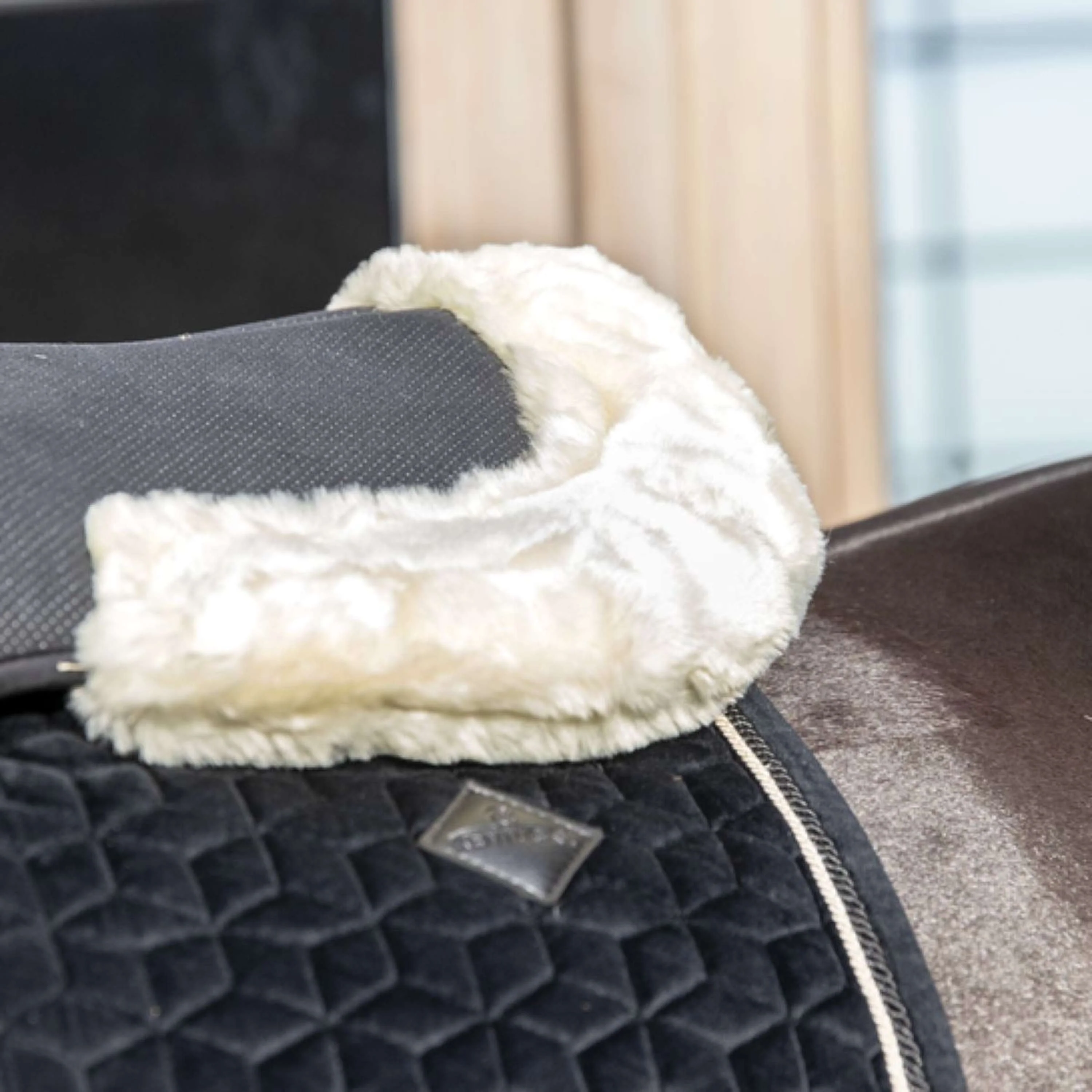 Kentucky Horsewear Sottosella Halfpad Nero/Naturale - Image 3