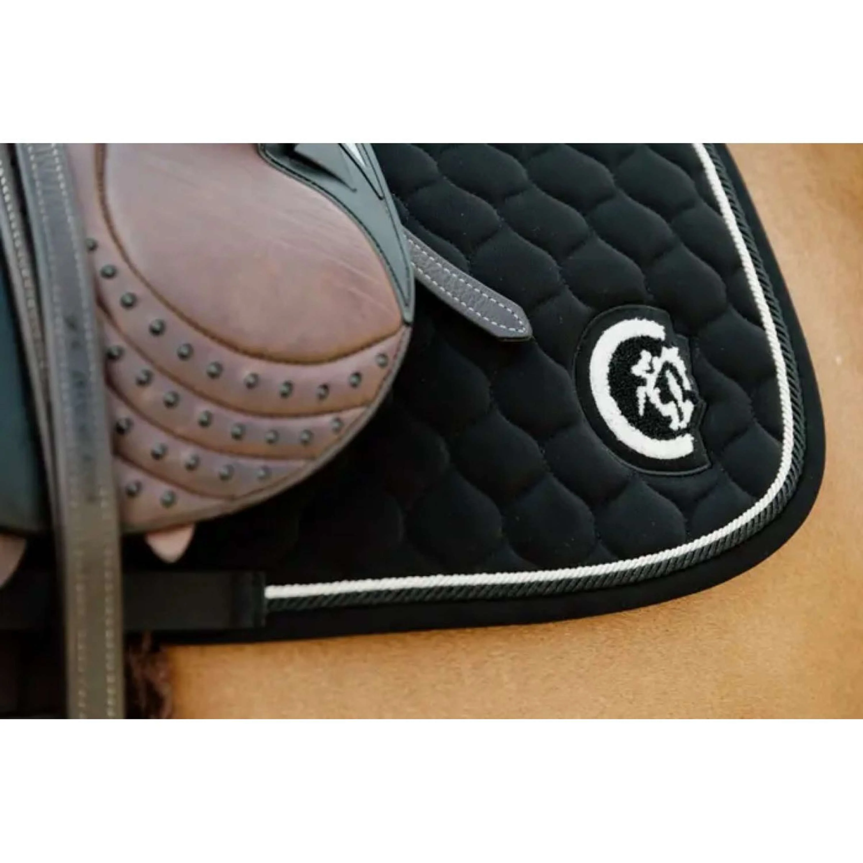 Kentucky Horsewear Sottosella Onion Quilt 3D Logo Saltando Nero - Image 3