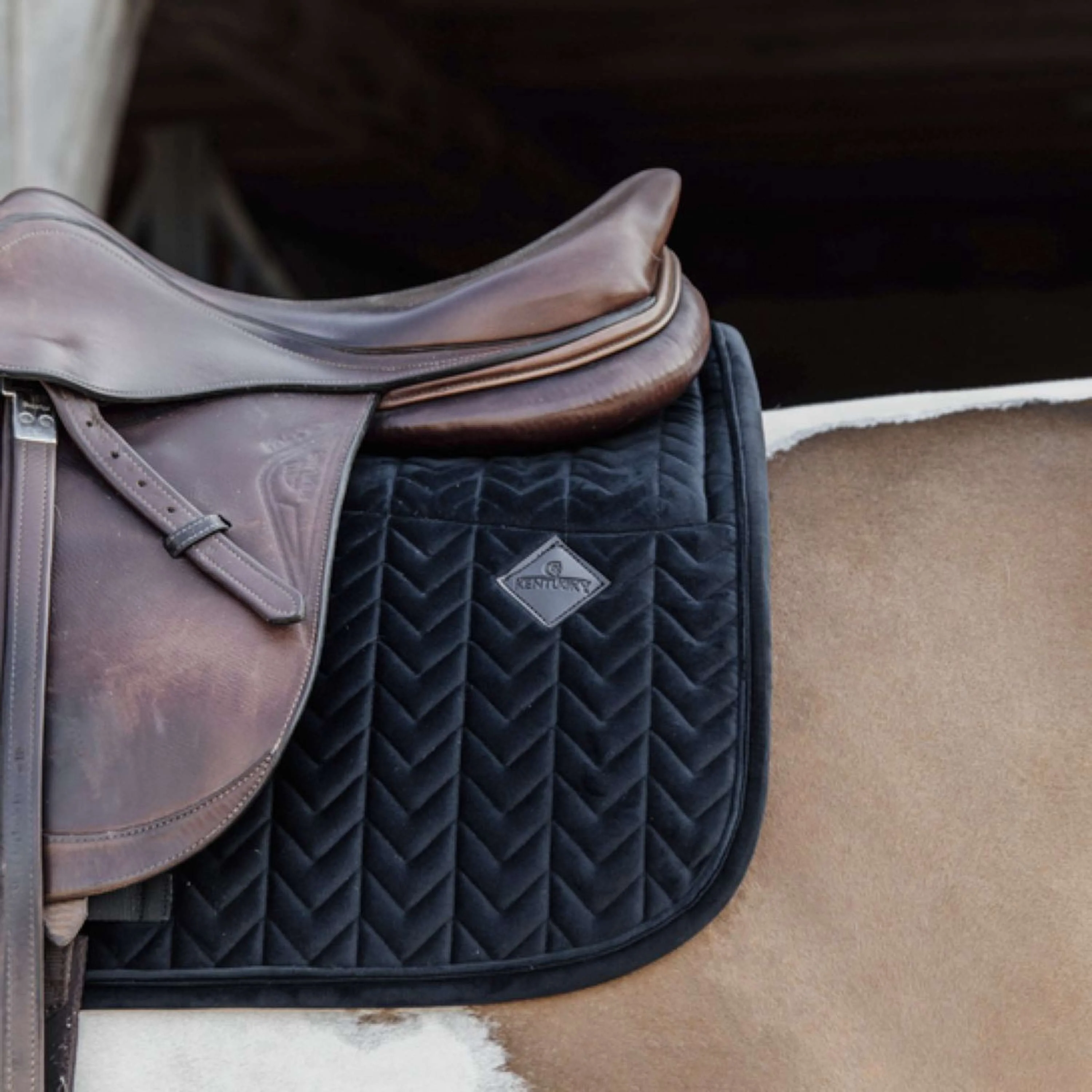Kentucky Horsewear Sottosella Skin Friendly Velvet Saltando Nero - Image 3