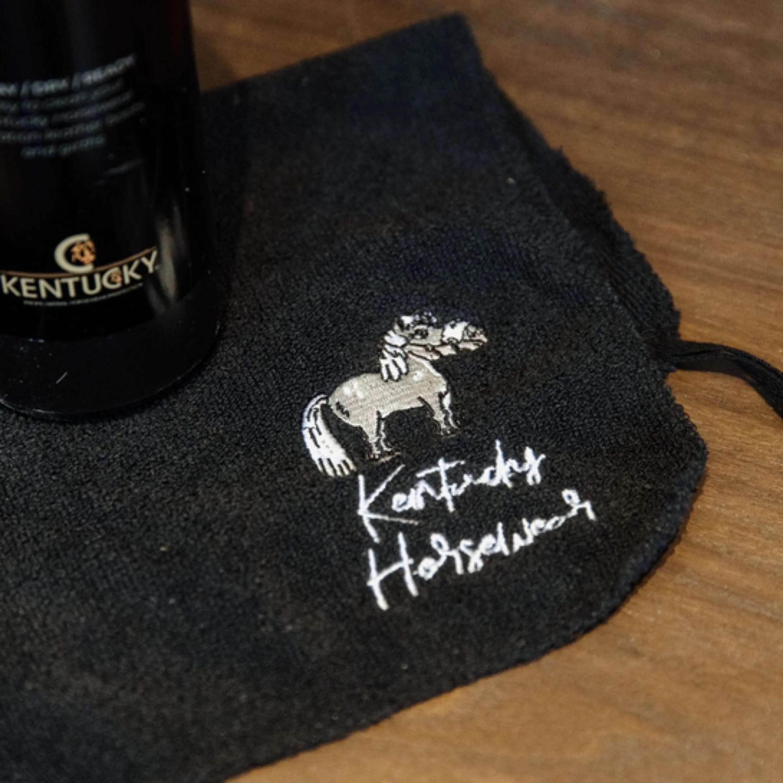 Kentucky Panno da toelettatura Sammy Nero - Image 3