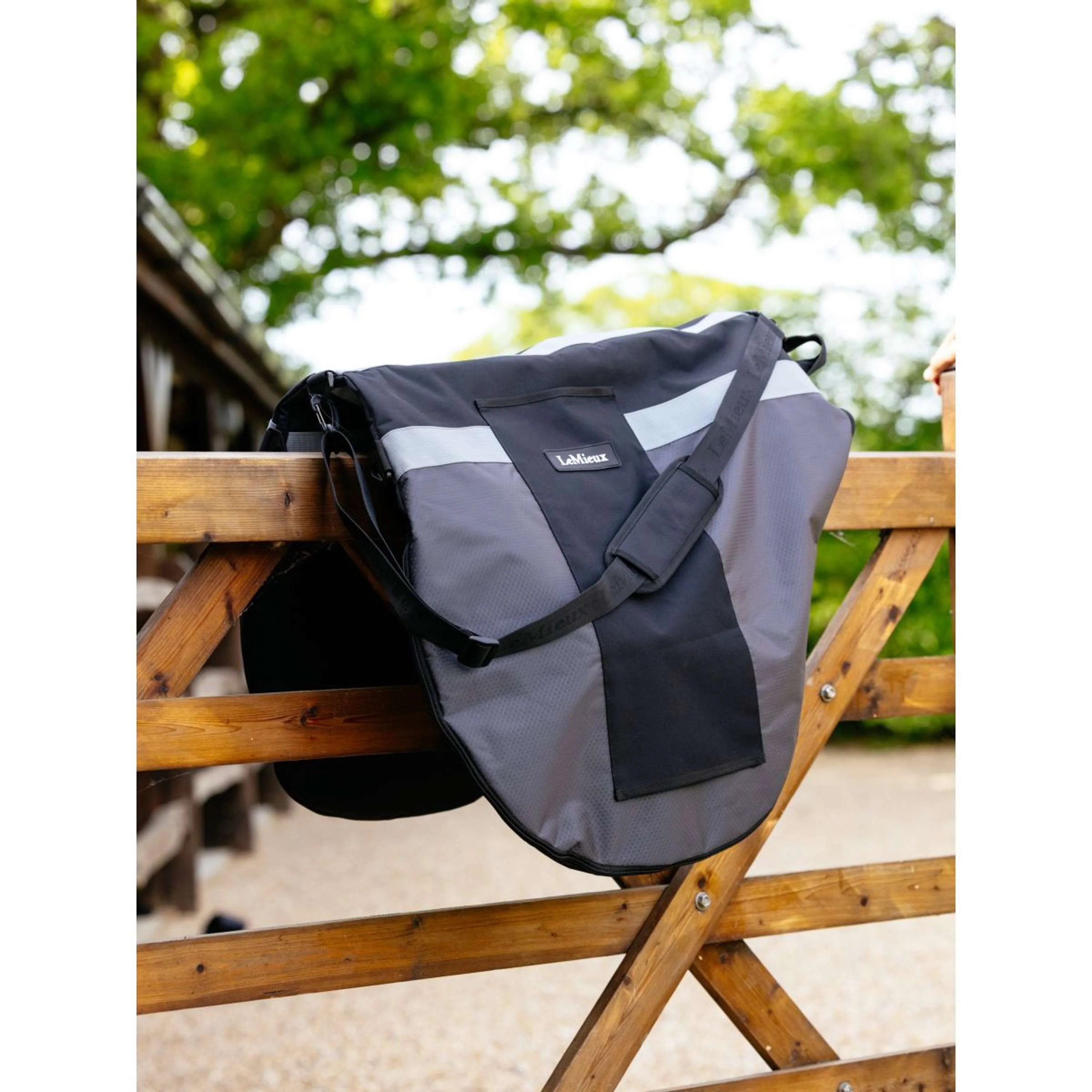 LeMieux Borsa da Sella Nero - Image 2