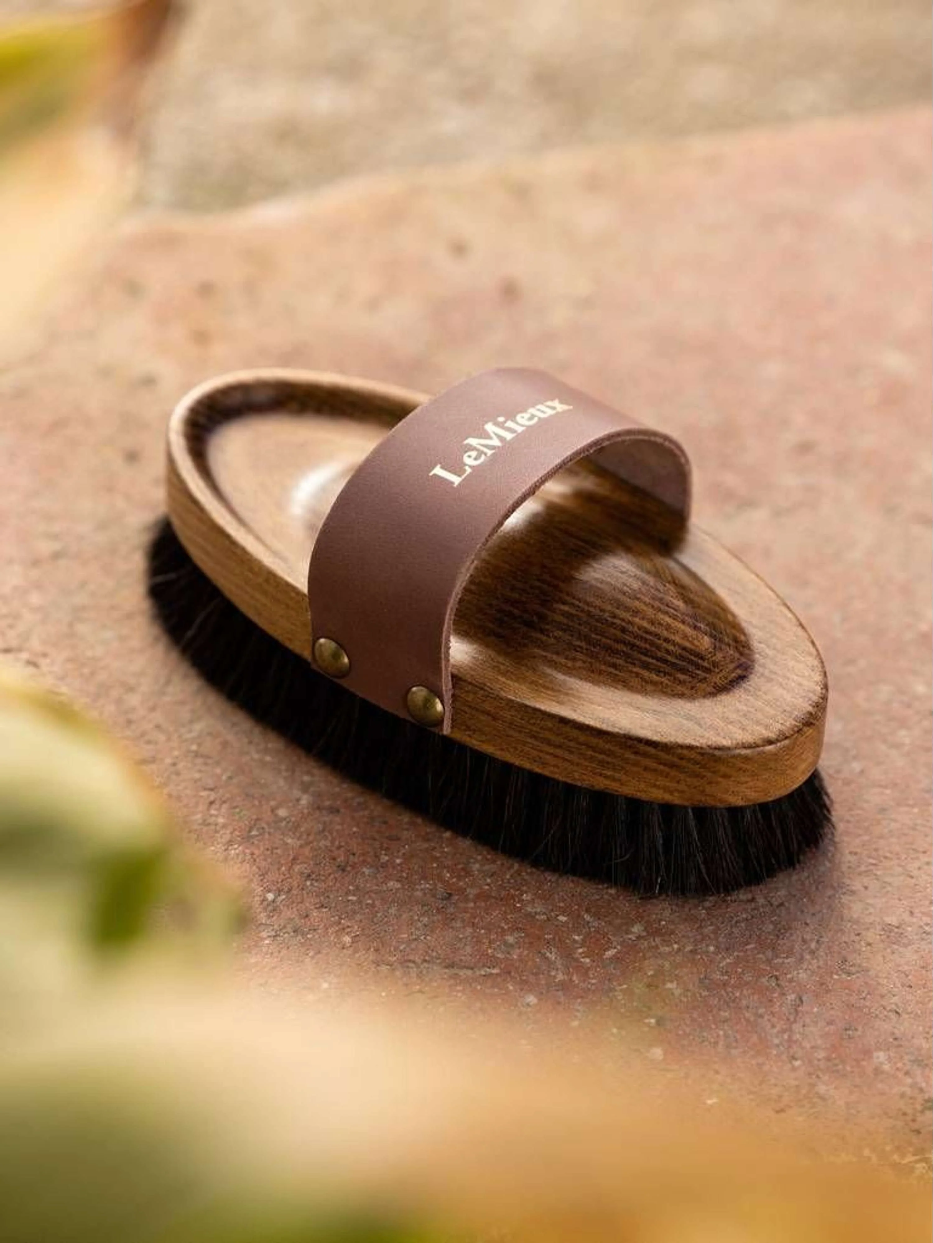 LeMieux Spazzole Artisan Marrone - Image 3