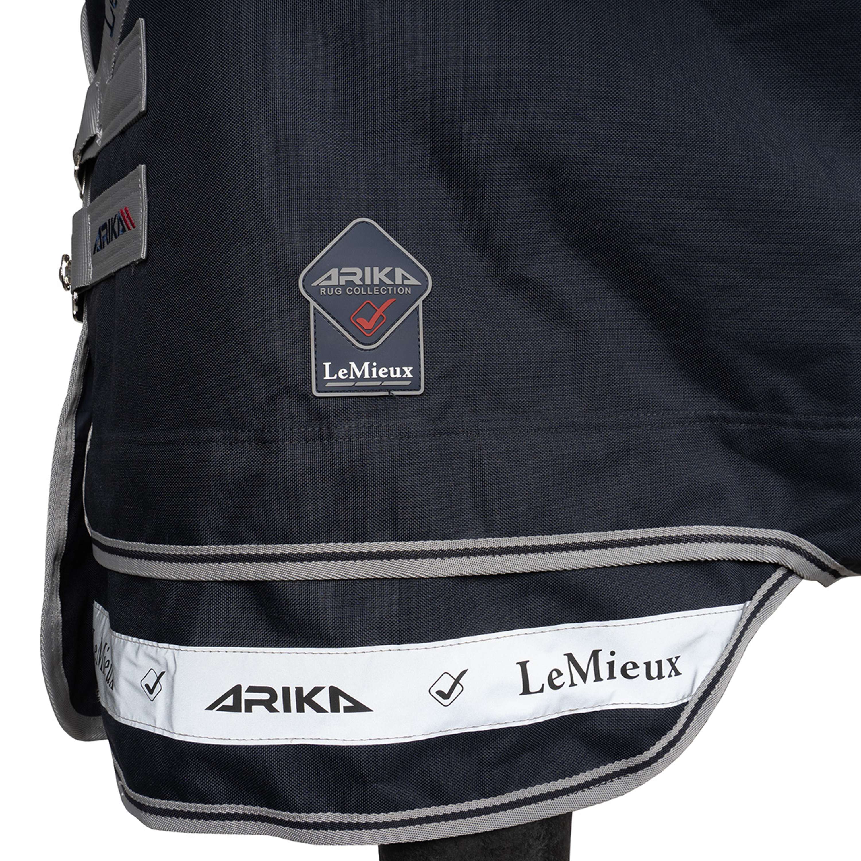 LeMieux Tappeto Arika Storm-Tek Turnout 100g Navy - Image 13