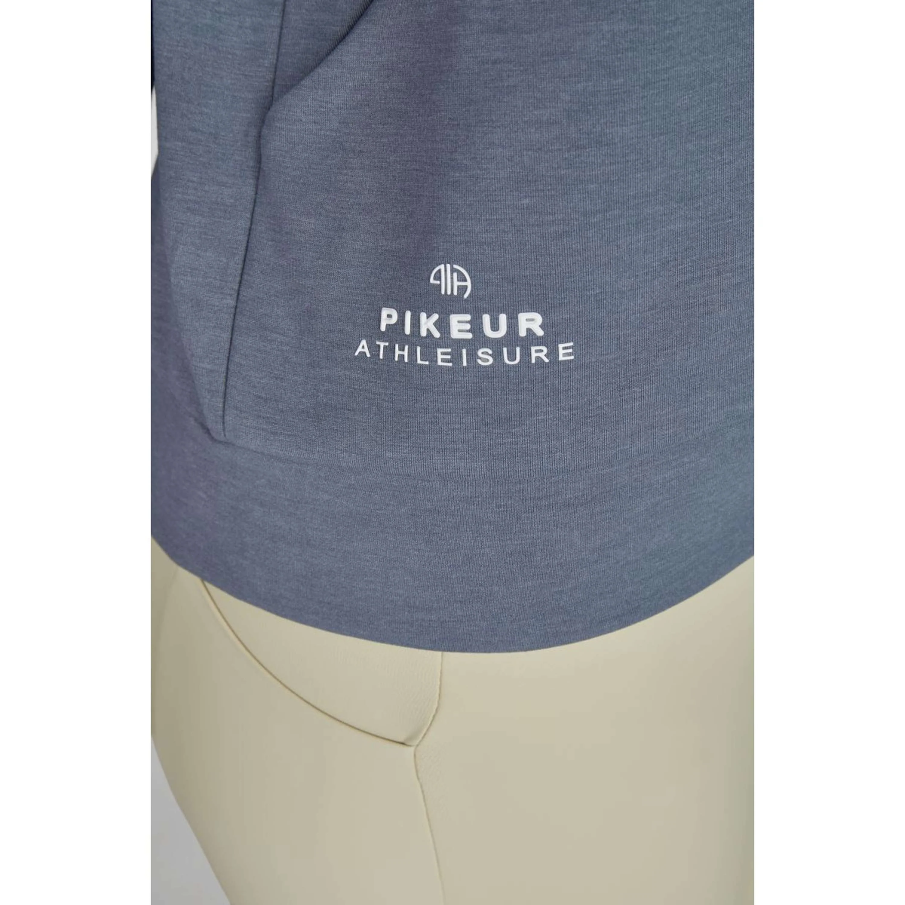 Pikeur Felpa con cappuccio e zip Athleisure SS26 Ash Blue - Image 3
