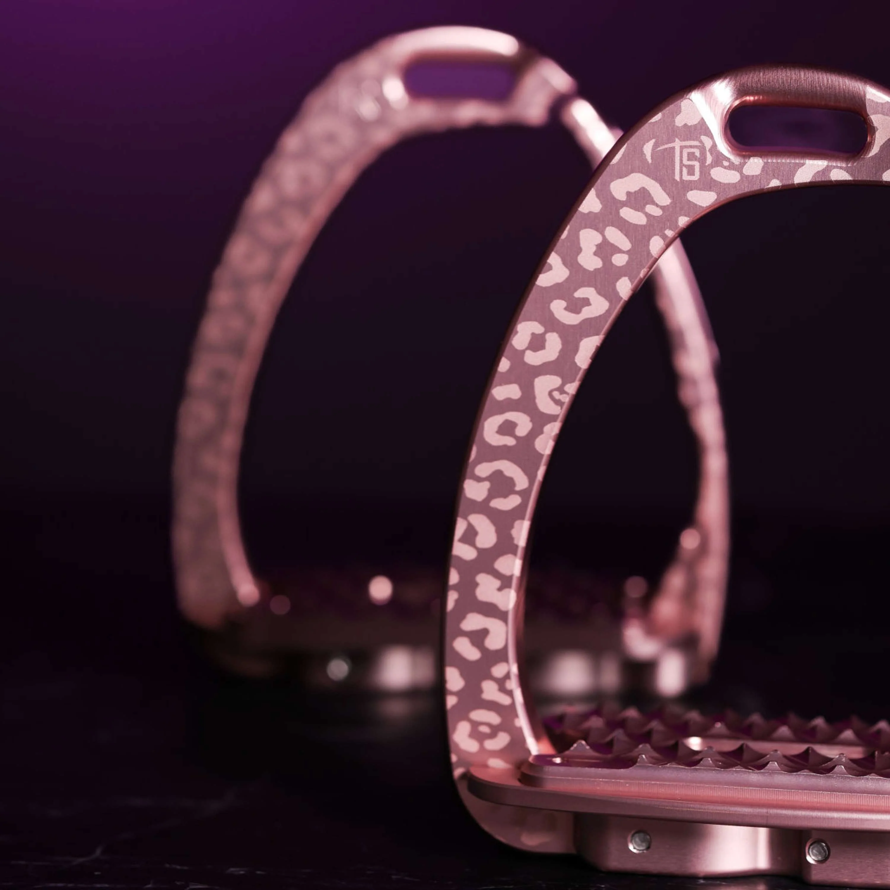Tech Stirrups Staffe Venice Sloped EVO Leopard Rosegold - Image 3