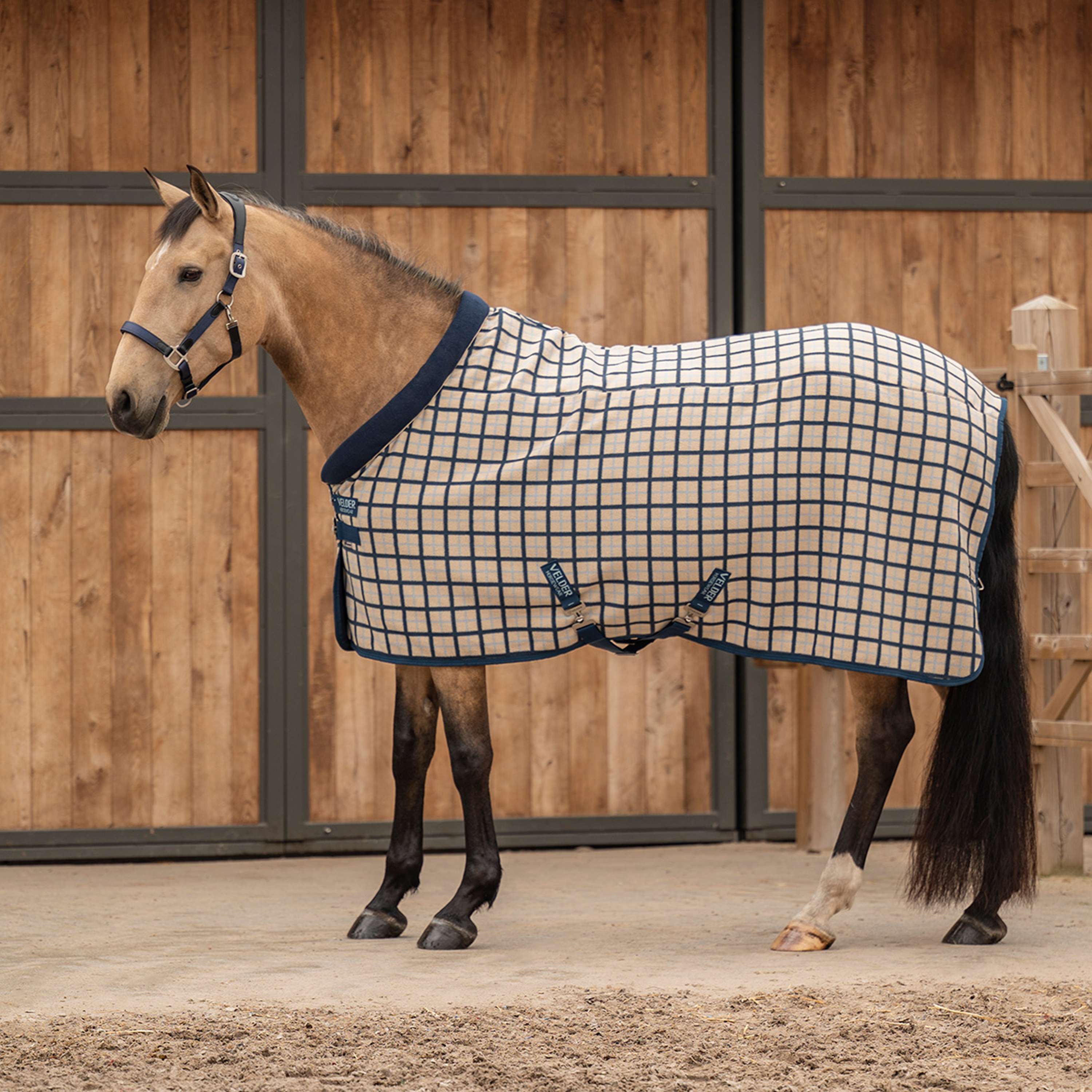 Velder Horsewear Premium Fleece Cooler with Collar Controllo della Marina