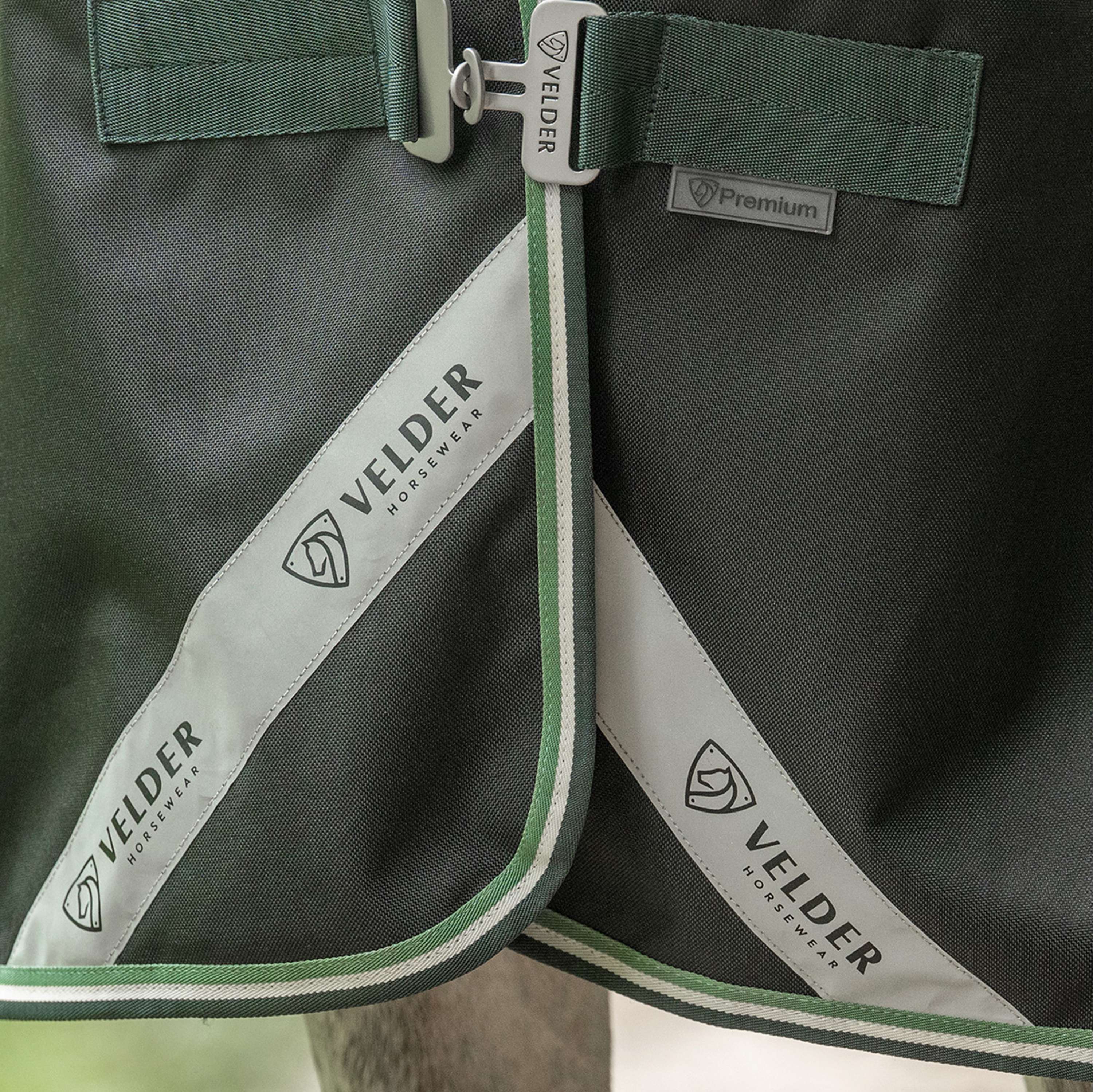 Velder Horsewear Premium Turnout 1200D 0g T Bar Night Forest - Image 3