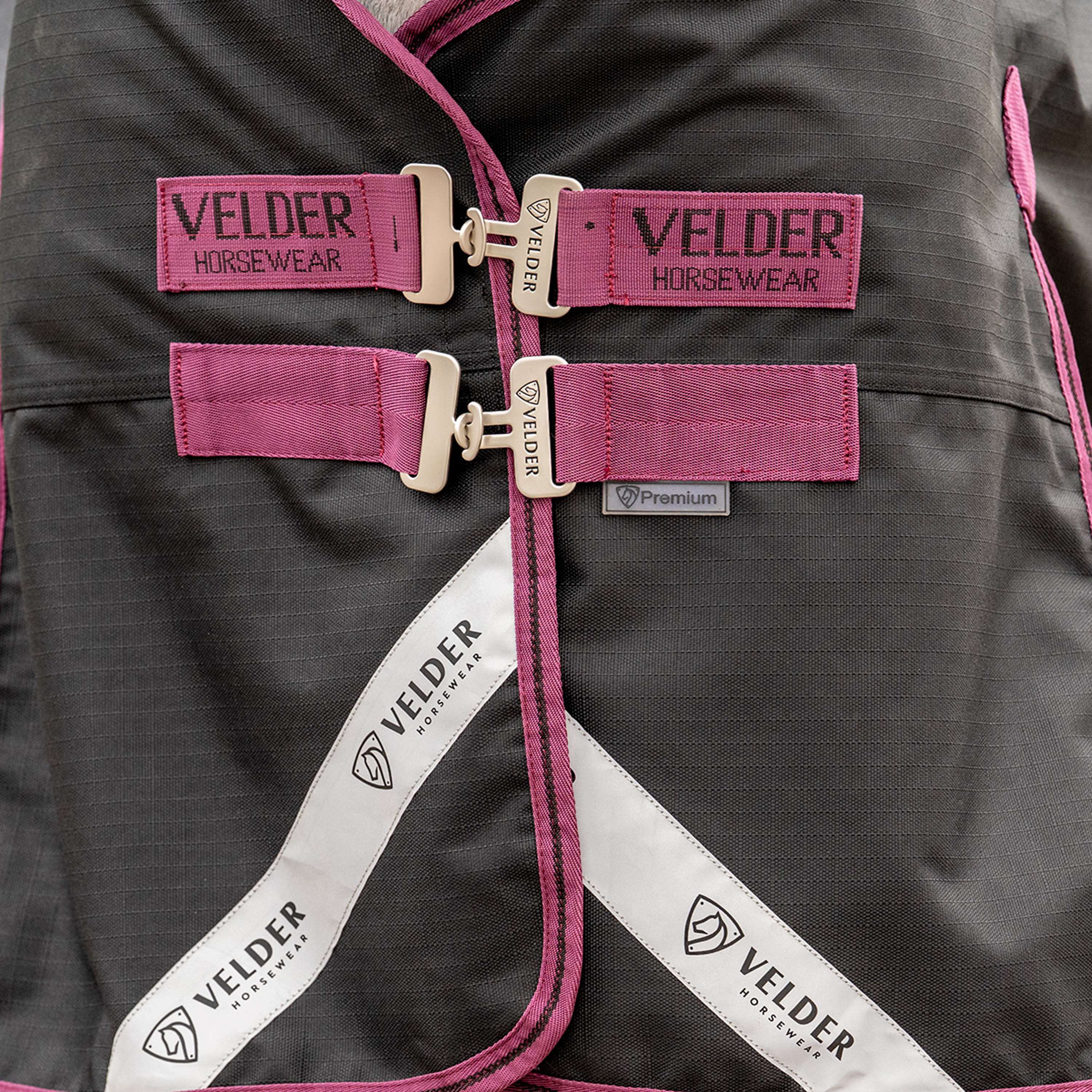 Velder Horsewear Premium Turnout Rug 1200D 0g Nero - Image 2